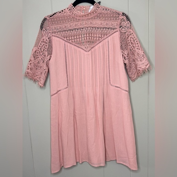 P. Cill Dresses & Skirts - NWT P. Cill Crochet Lace Short Sleeve High Neck Dress Womens Size Medium